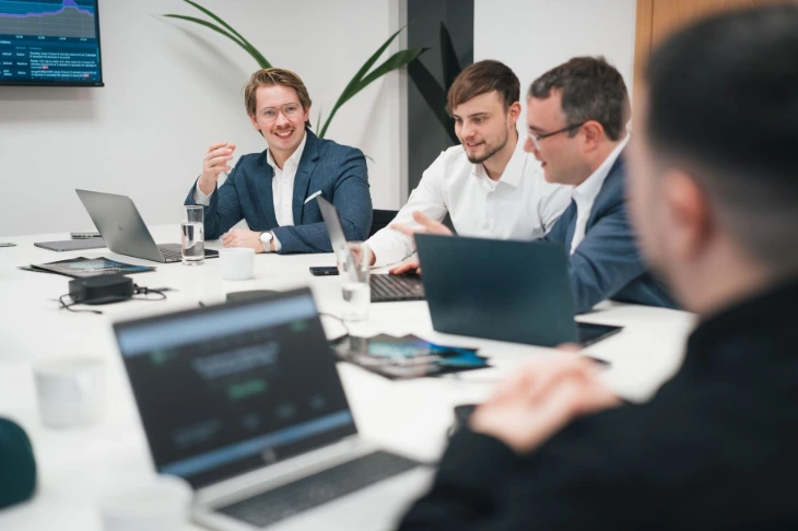 Meeting im Office